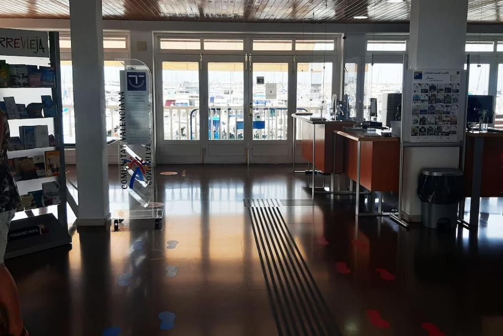 Adventure Harbour Lejlighed Torrevieja Eksteriør billede